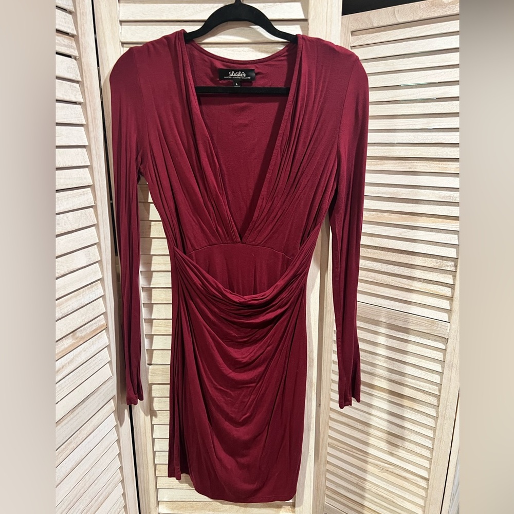 Lulu’s Plunge Neck Dress